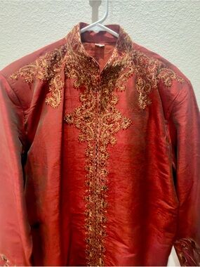 Men’s Kurta, Sherwani Maroon Raw Silk with Gold and red embroidery size L-XL